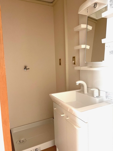 太平町アパート洗面脱衣所